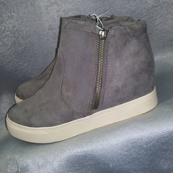 Universal Thread Shoes - New Cindy Micro Suede High Top Sneakers